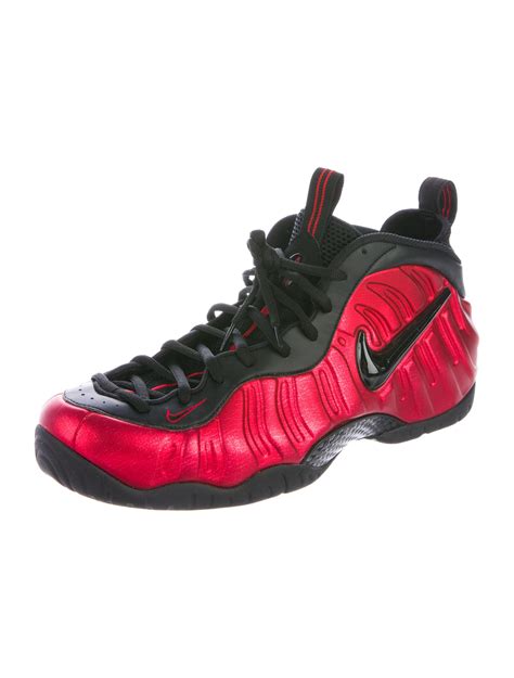 nike foamposite shoes.